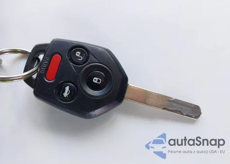 2011 Subaru Legacy 2.5I Premium z USA, uszkodzony, nr VIN 4S3BMBC69B3250881